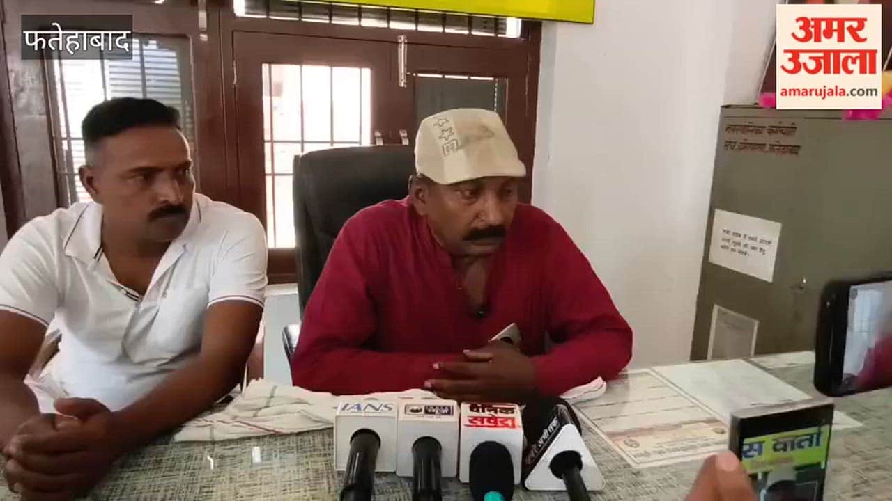 Municipal Council sanitation workers' leader in Fatehabad stated that if the administration uses force, the workers are prepared for that as well.