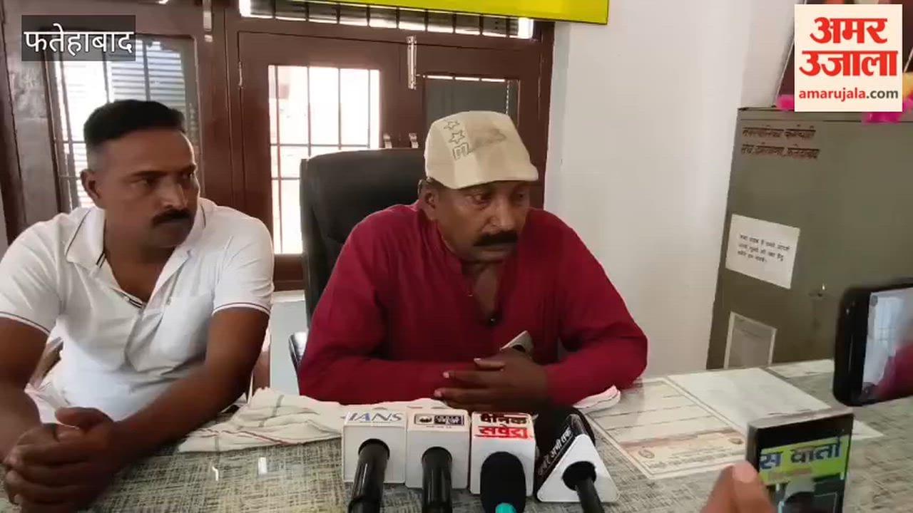 Municipal Council sanitation workers' leader in Fatehabad stated that if the administration uses force, the workers are prepared for that as well.