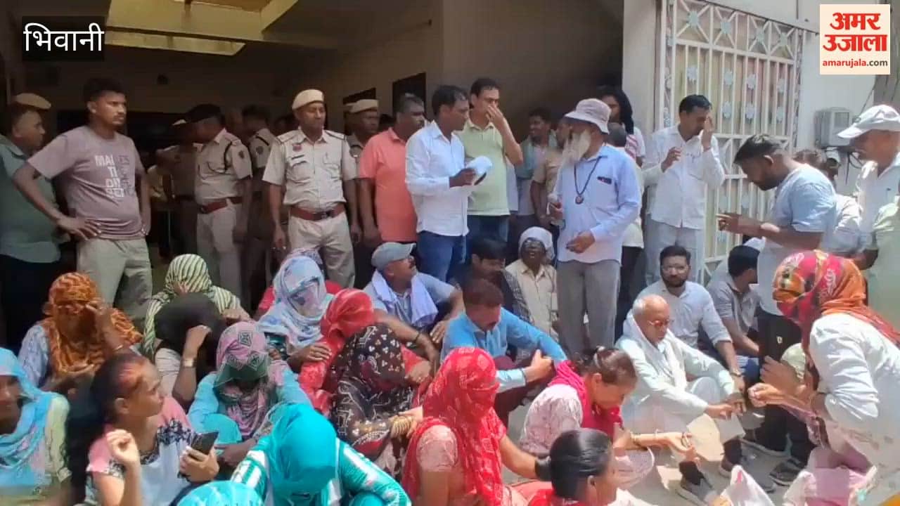 Standoff between Municipal Council and sanitation workers in Bhiwani; sit-in protest at MLA's residence.
