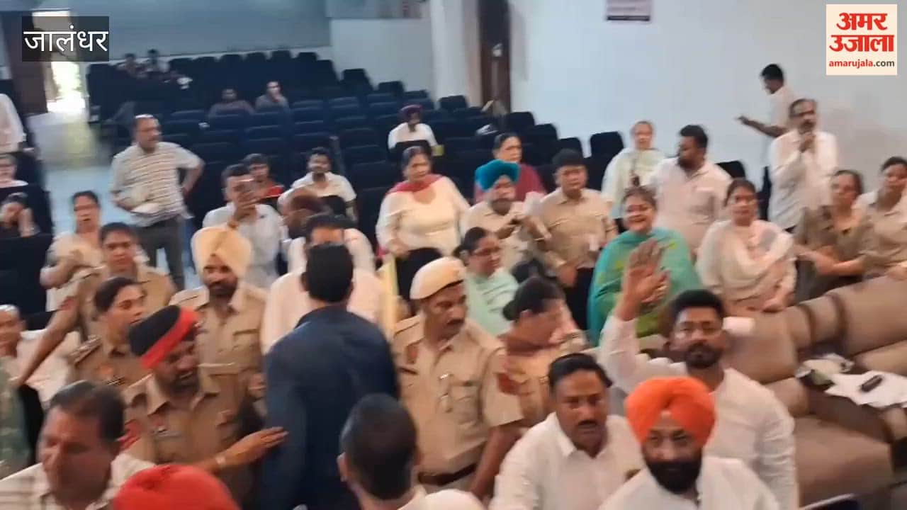 Uproar at Jalandhar Municipal Corporation House meeting