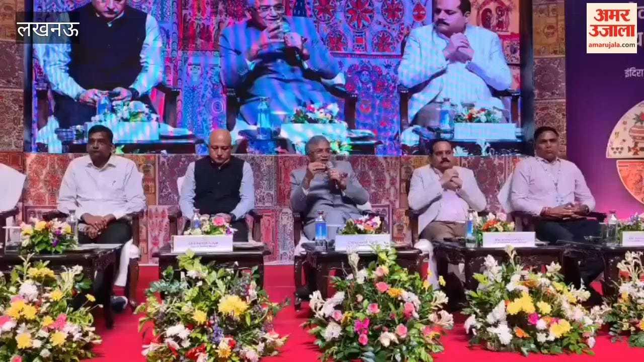 मुख्य निर्वाचन आयुक्त ज्ञानेश कुमार ने लखनऊ में बीएलओ से किया संवाद