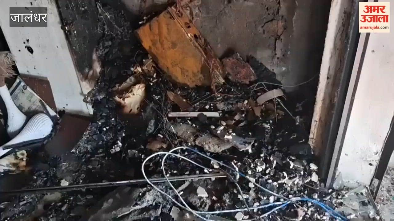 Massive fire breaks out due to short circuit at Jalandhar's DR Studio.