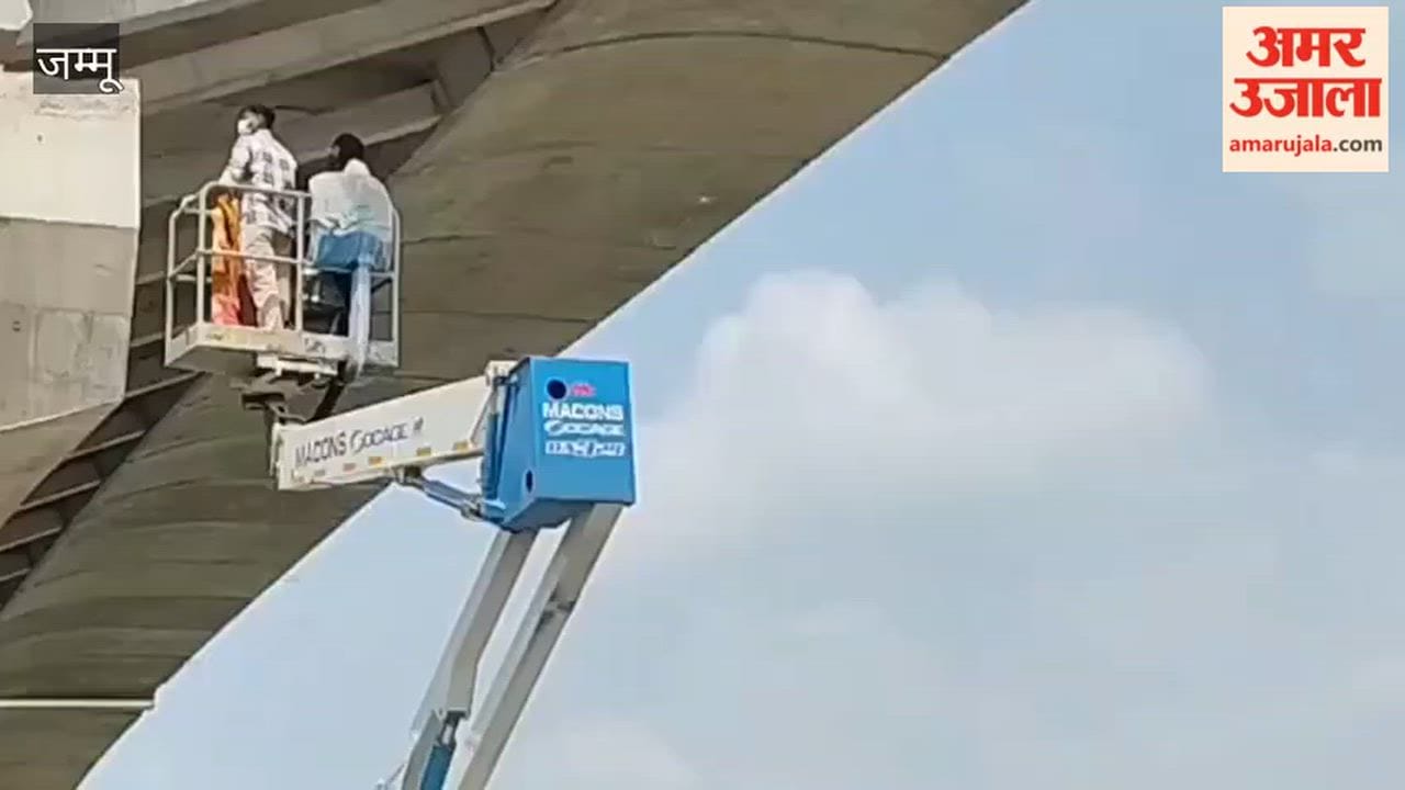 Pillar of under-construction bridge collapses