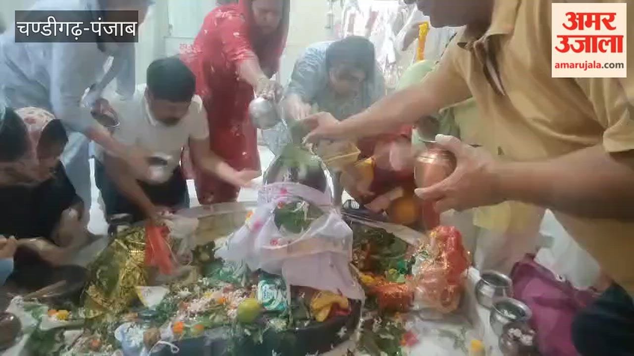 Devotees offered prayers at temples in Chandigarh on the last Monday of Sawan.