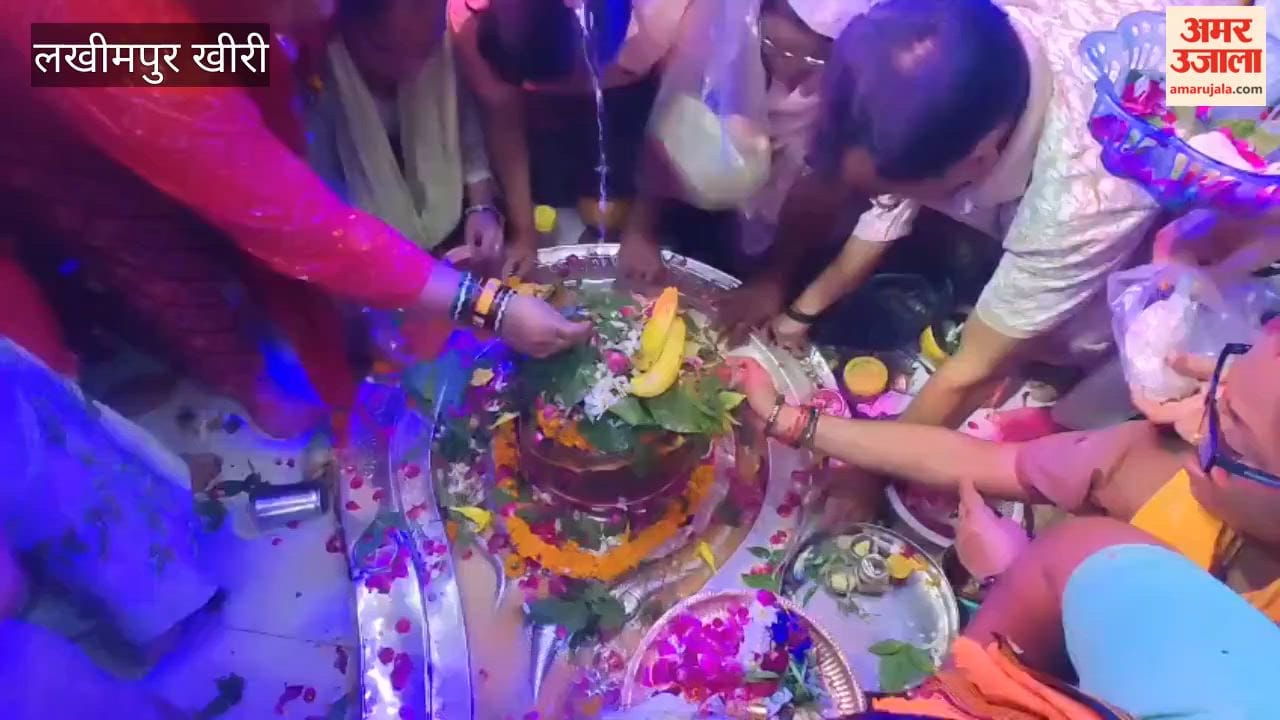 Crowds of devotees thronged Shiva temples on the last Monday of Sawan