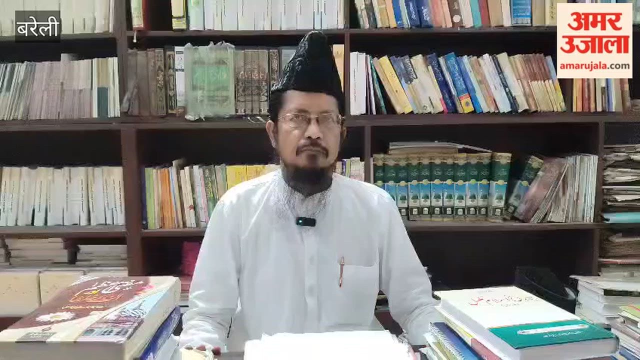 Juloos-e-Mohammadi Fatwa issued against DJs and foreign flags.
