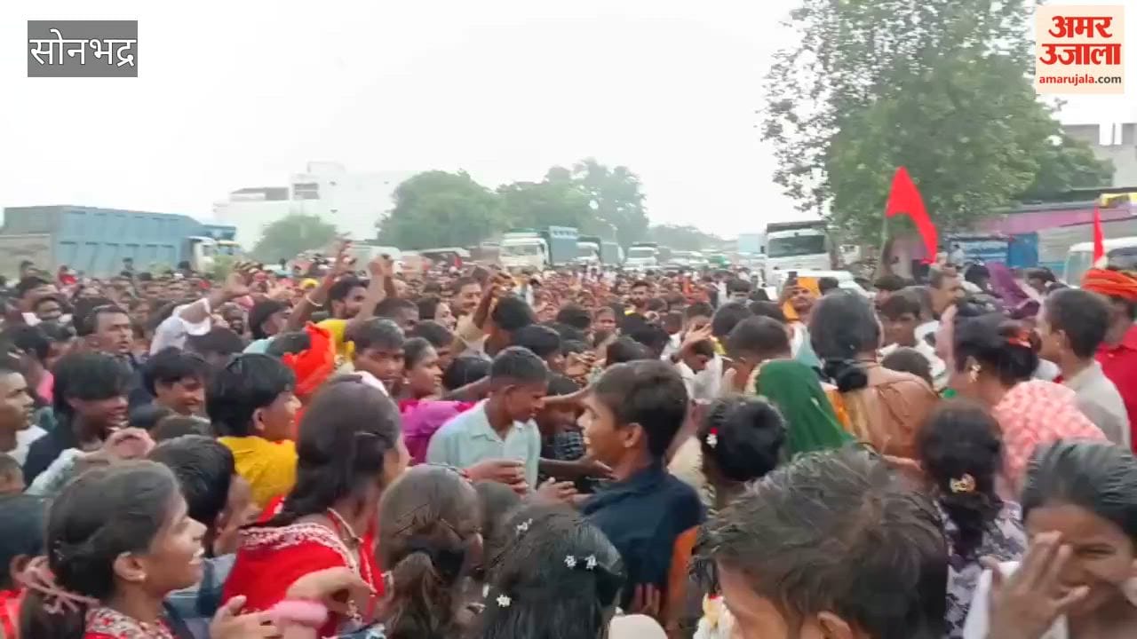 A grand Kanwar Yatra took place amidst the rain in Chopan