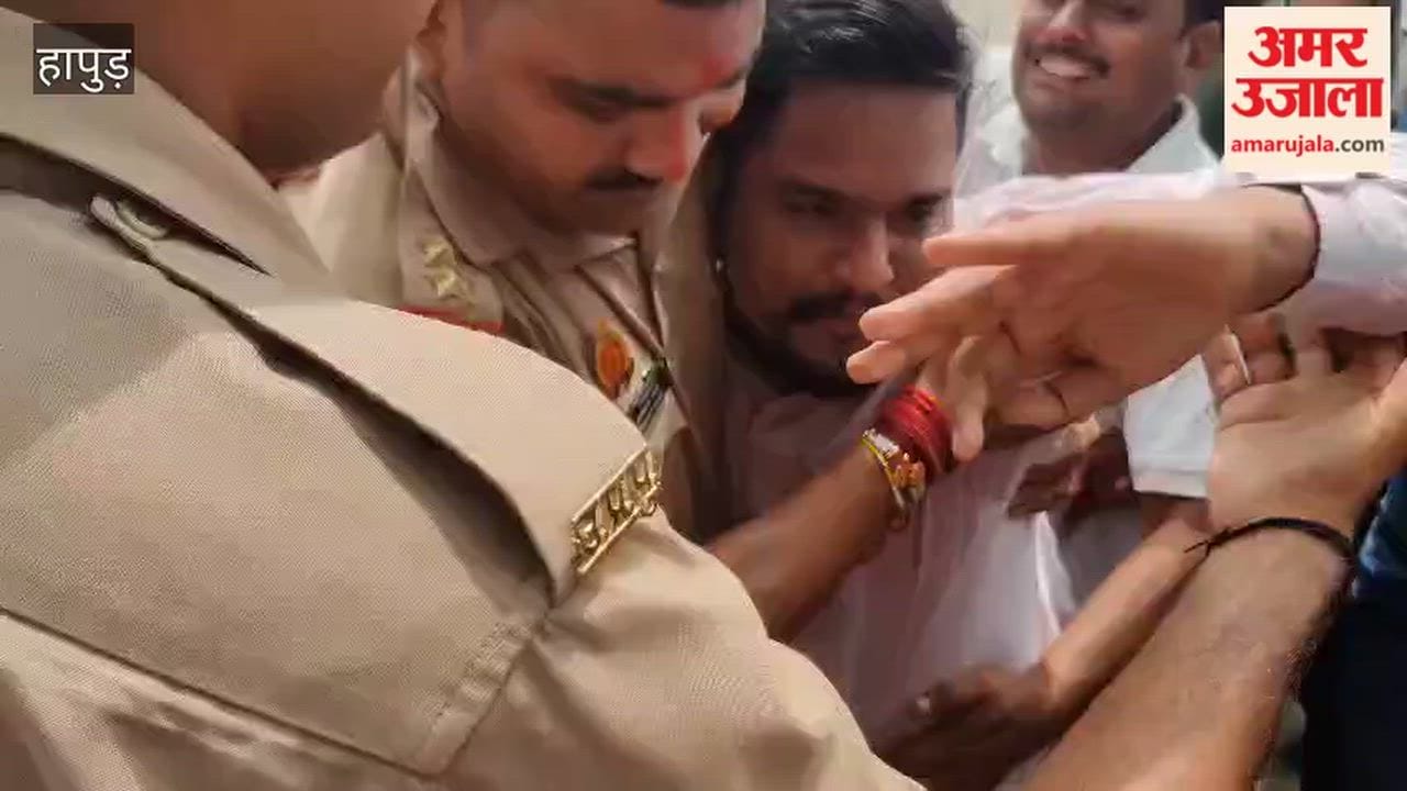Uproar outside police station in Bahadurgarh over demand for withdrawal of the UGC decision