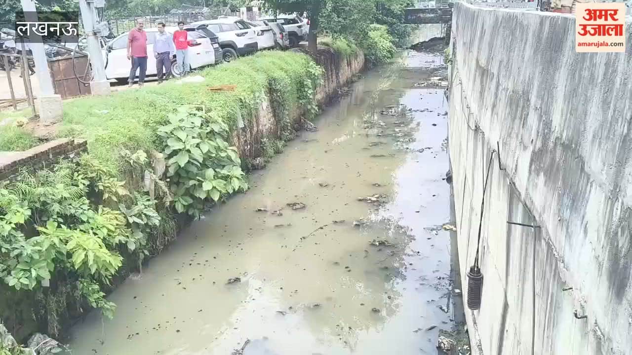लखनऊ में रिंग रोड के नाले में मिला शव, पुलिस मौके पर
