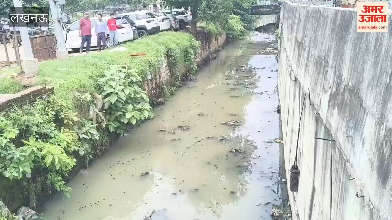 लखनऊ में रिंग रोड के नाले में मिला शव, पुलिस मौके पर