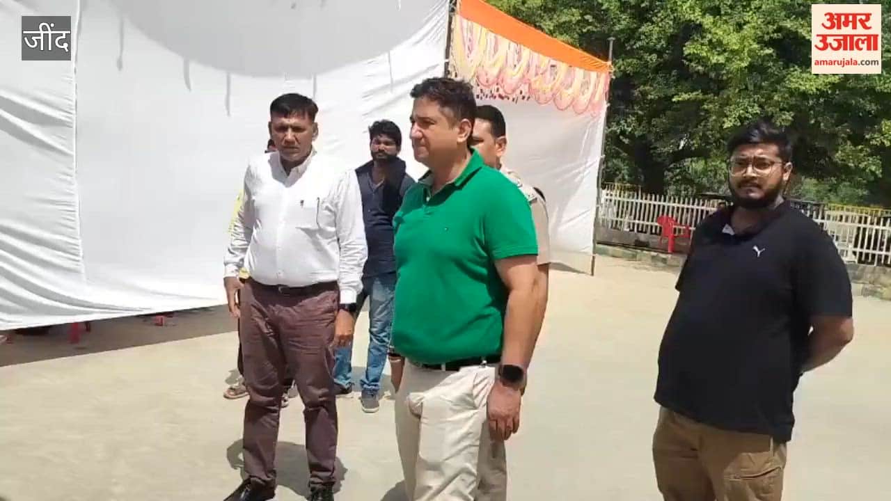 At the district jail in Jind, sisters tied rakhis on their brothers' wrists; they were allowed entry in groups of 15 and got the opportunity to meet their brothers for two to three minutes.