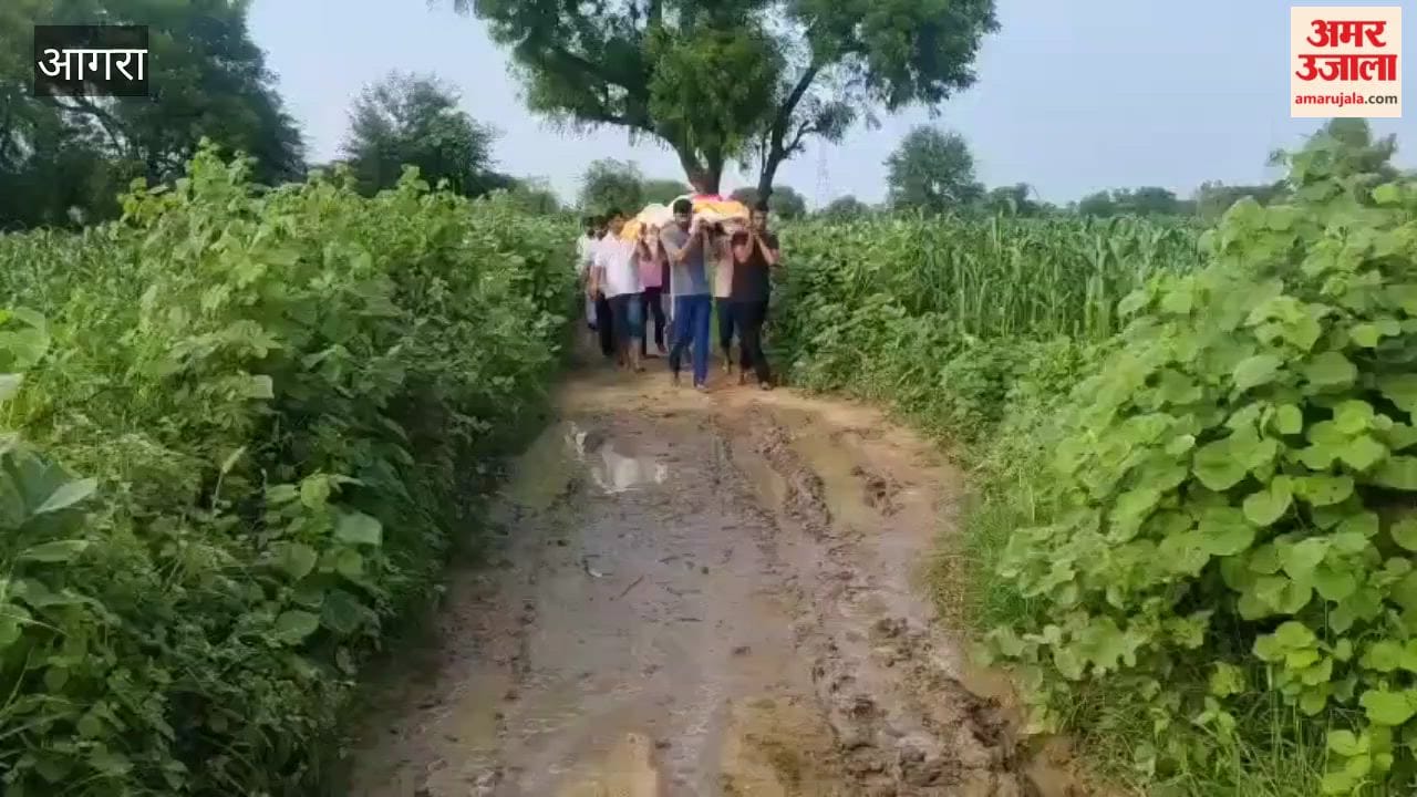 Roadways driver dies in road accident