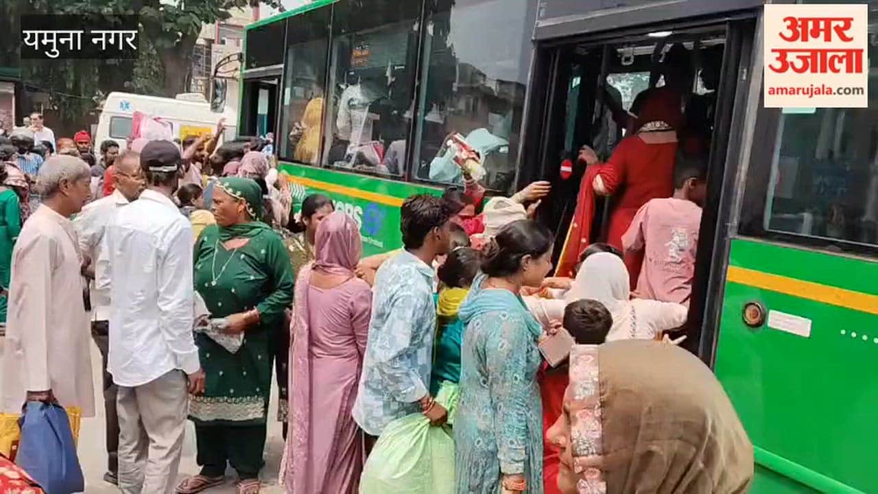 In Yamunanagar, sisters faced the ordeal of being jostled and enduring the heat in the name of free bus travel.
