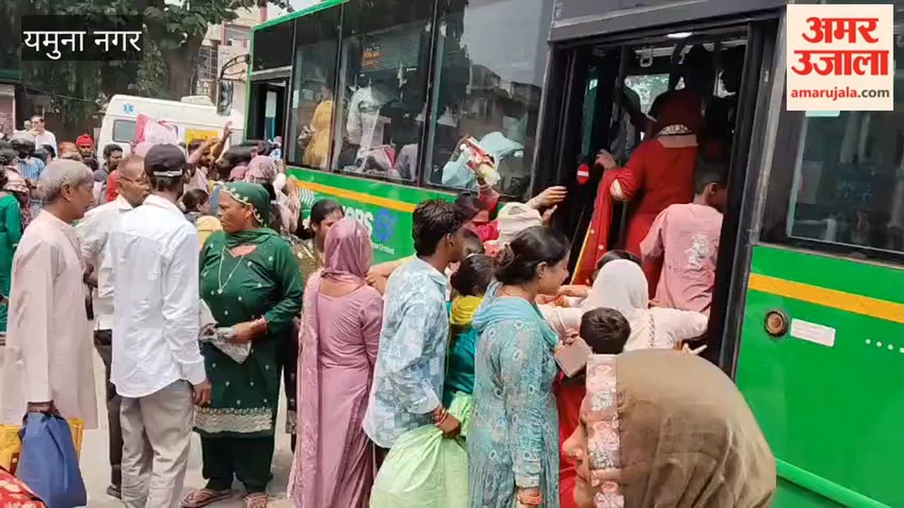 In Yamunanagar, sisters faced the ordeal of being jostled and enduring the heat in the name of free bus travel.