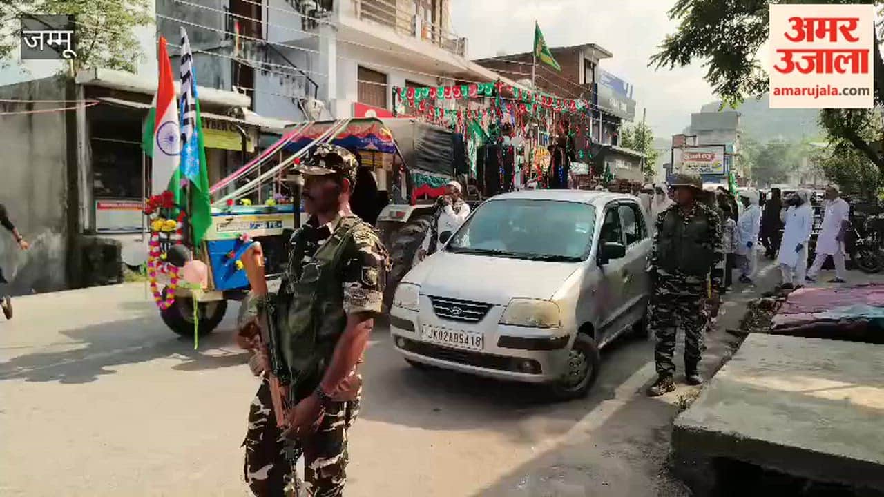 Grand procession taken out in Pauni on Eid-e-Milad-un-Nabi