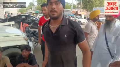 Two youths were caught running away after snatching a mobile phone in Nanaksar, one of their companions escaped.