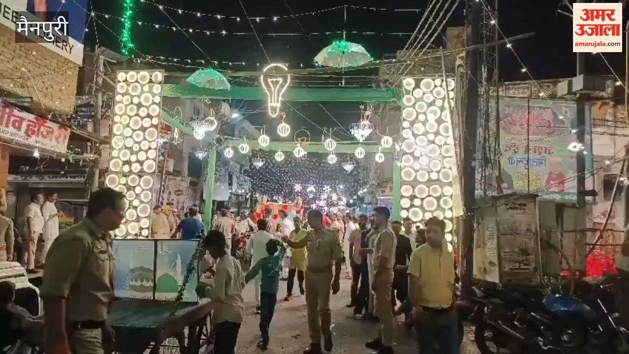Grand decorations in Mainpuri Sadar Bazaar for Eid-e-Milad-un-Nabi