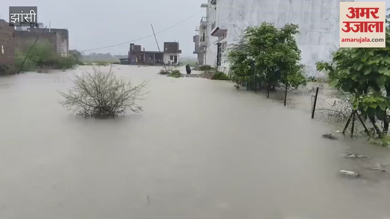 No arrangements made for water drainage on Churari Road even after 15 days village remains waterlogged