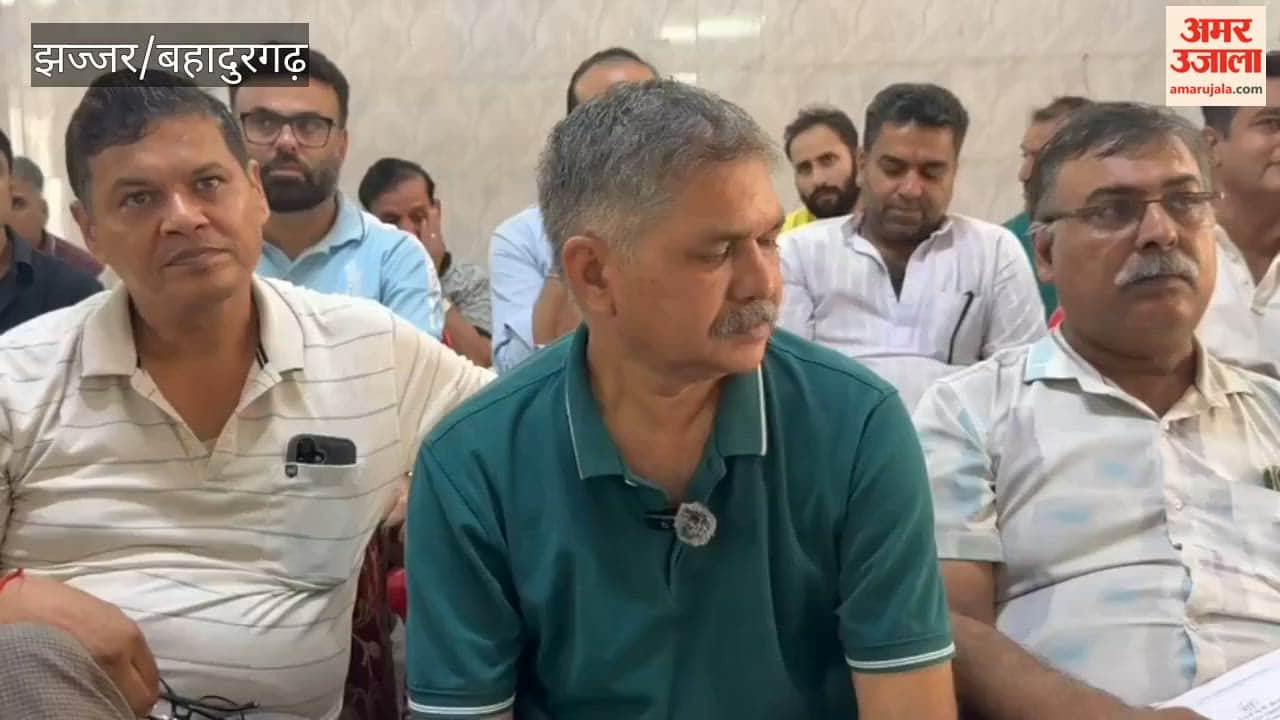 Allegations of shop encroachment and forged documents at Bahadurgarh's Shiva Market; shopkeepers threaten to shut down the market.