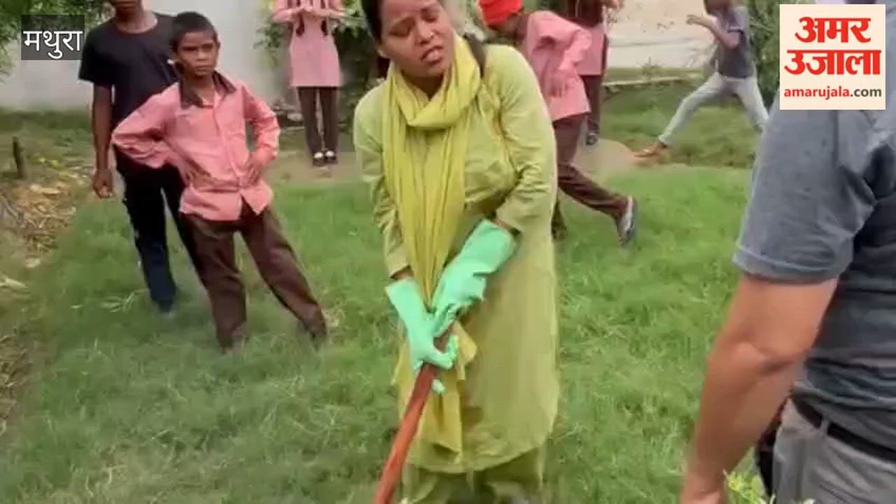 BSA takes initiative to make schools in Mathura clean