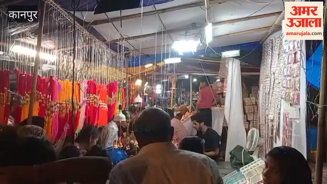 Kanpur: Rakhi market set up in Mandhana; crowds of shoppers flock in