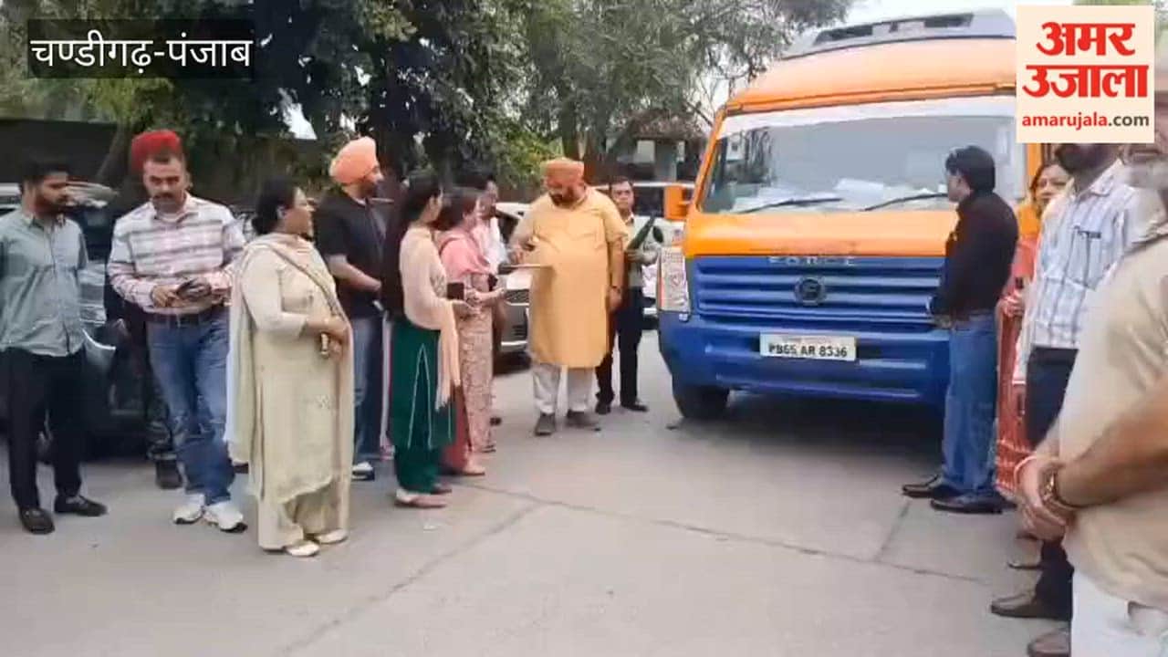 Ferozepur MLA Ranbir Singh Bhullar flagged off a 'Food Safety Van' in Ferozepur.