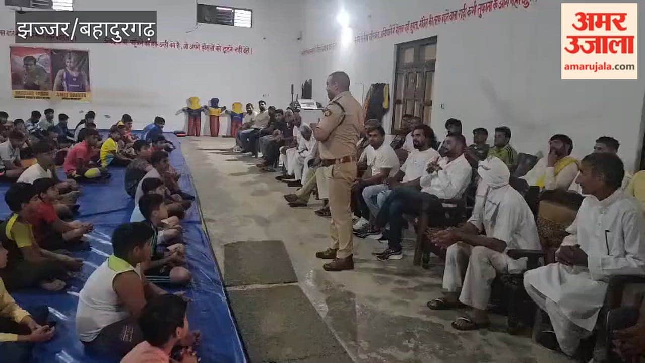 In Jhajjar, Olympian and ACP Akhil Kumar inspired the youth at Dighal Stadium.