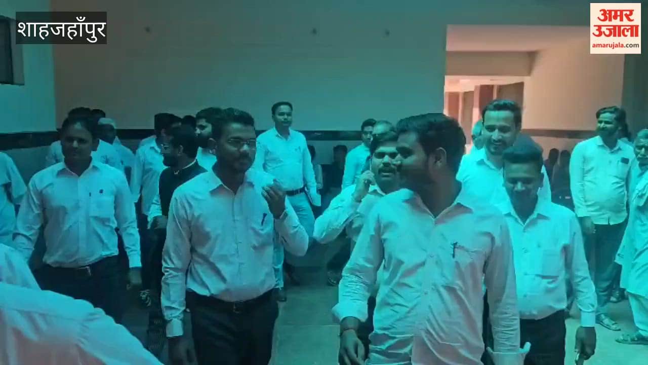 Advocates Outraged Over FIR Against Lawyer in Shahjahanpur