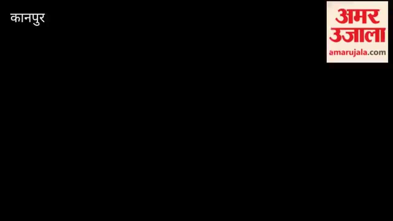 Kanpur: Truck Rear-Ends Van; Occupants Have a Narrow Escape