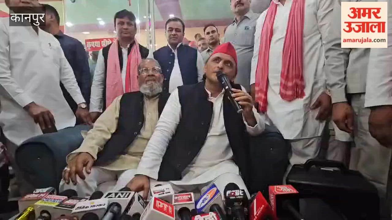 Akhilesh Yadav targets the state government