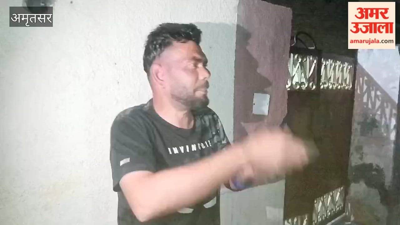 Thief Breaks into House in Amritsar; Locals Catch and Thoroughly Thrash Him