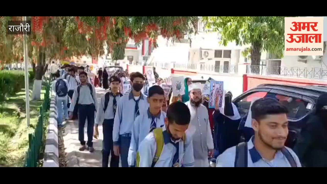 Three-day awareness campaign concludes in Rajouri, students take out rally