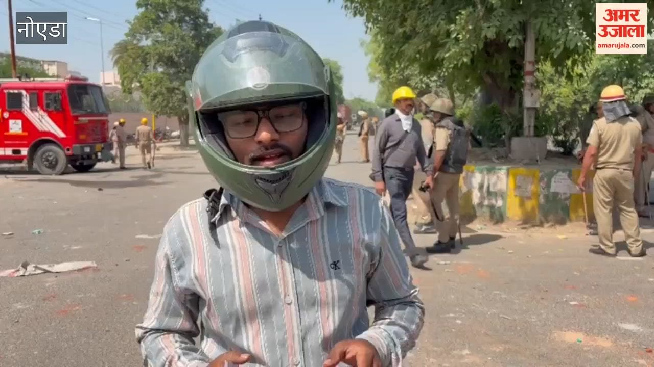 Employees stage violent protest demanding salary hike; several vehicles set on fire