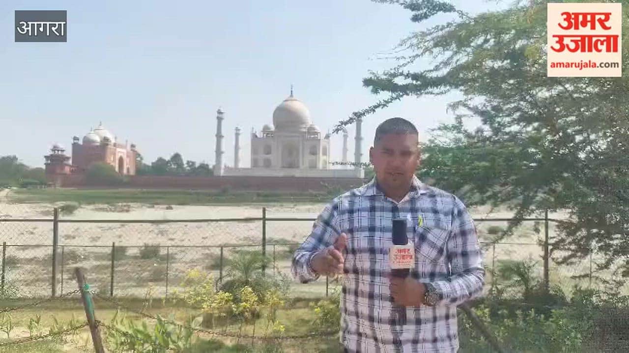 Silence Descends Upon Monuments Due to the Heat