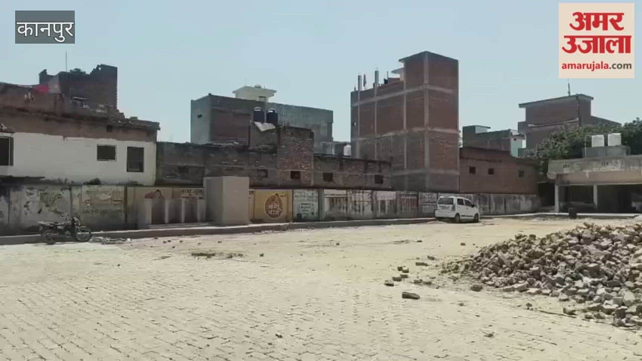 Ghatampur: Construction Work at Bus Stop Halted Again; Several Tasks Still Pending