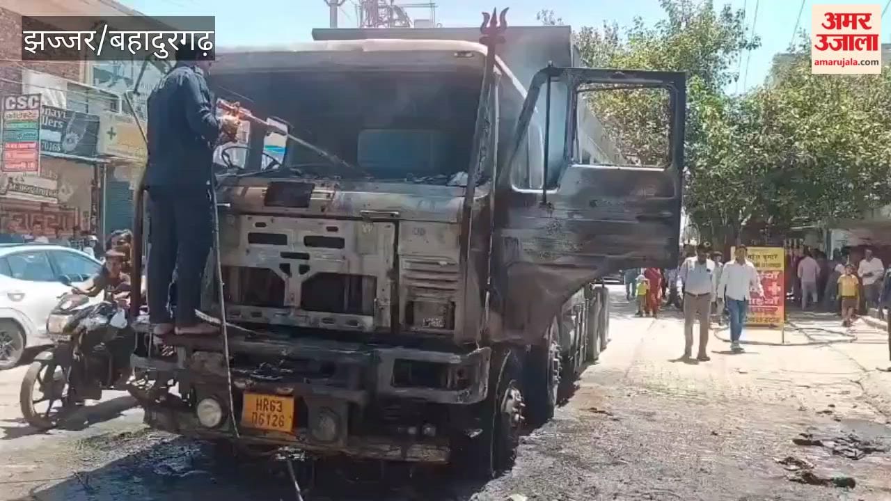 fire in truck at Bahadurgarh