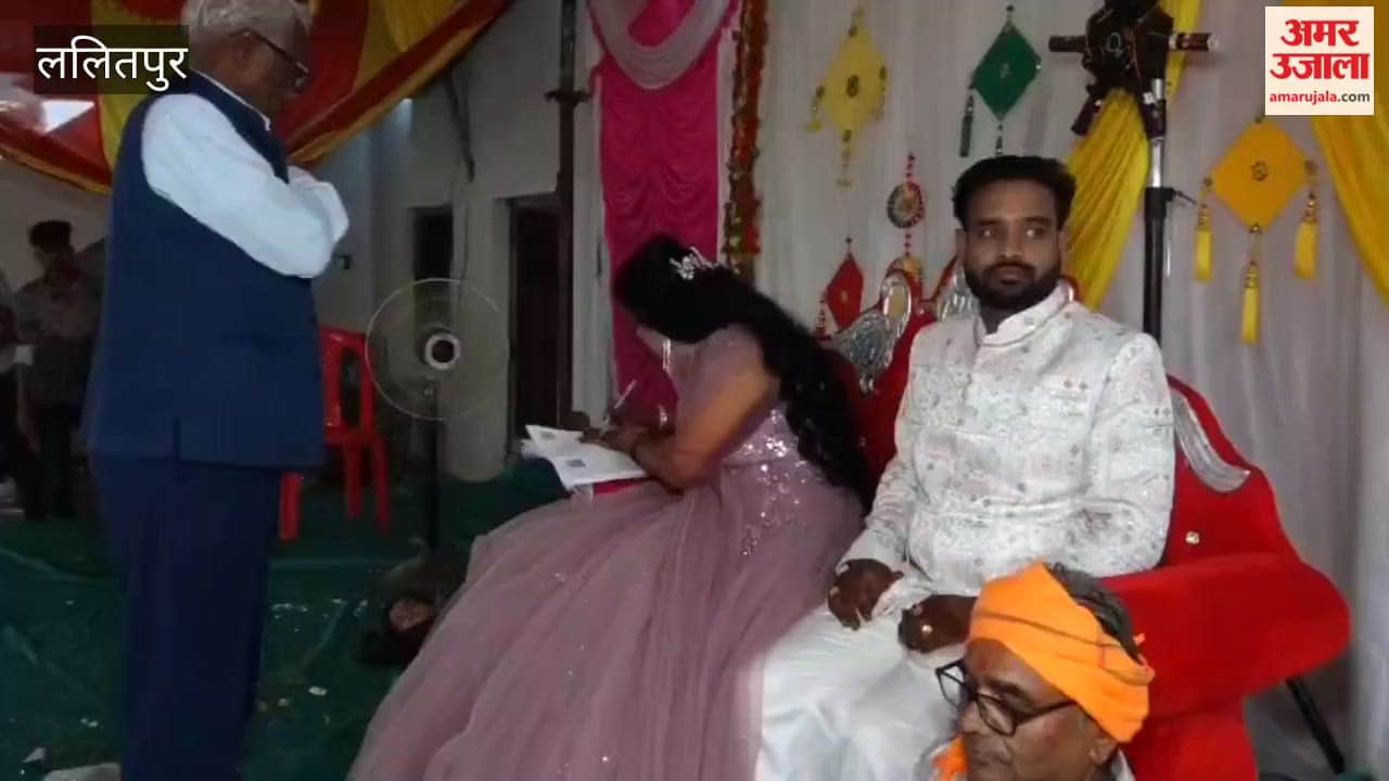 A unique wedding took place in Lalitpur, where the couple took the oath of the Constitution and became each other's.