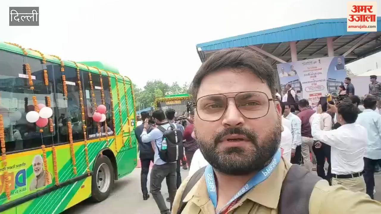 Delhi News Today CM Rekha Gupta flagged off 200 new EV buses