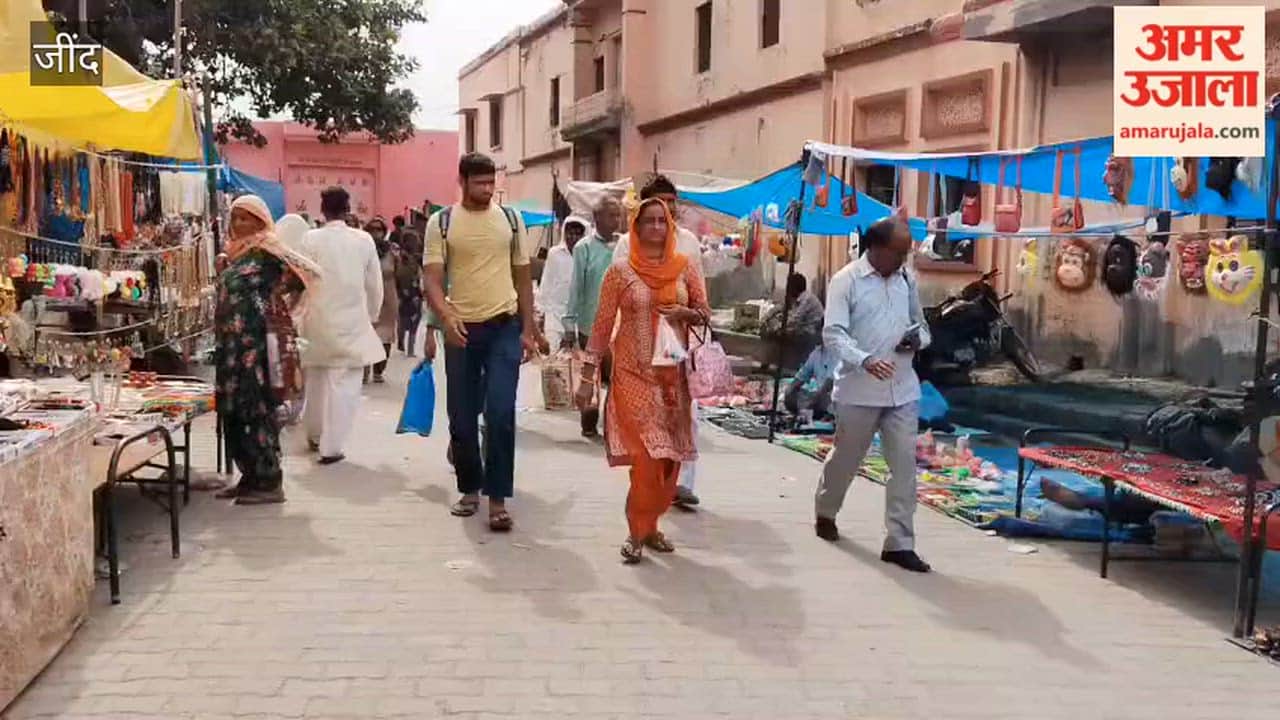 In Jind, devotees took a holy dip on Vaishakh Amavasya.