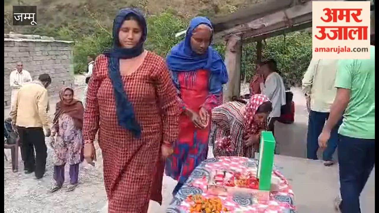 Tributes paid to 27 martyrs in Talwara, displaced people remembered them with moist eyes