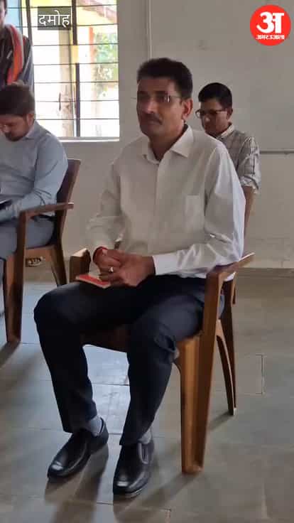 Damoh-Hostel-Raid-Collector-Tastes-Food-Slashes-Officials-Over-Spicy-Dal-Closed-RO-Mosquitoes-Falling-Roof