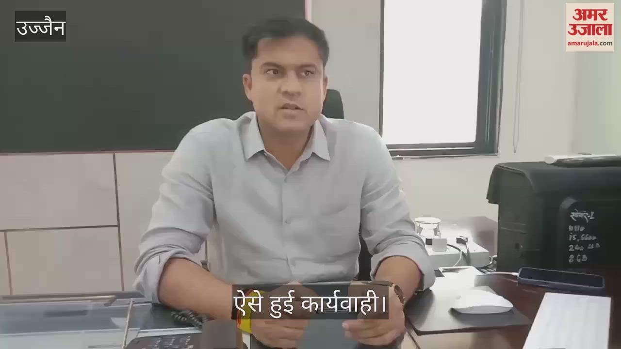 Find what happened Ujjain corporation ran a bulldozer over banned polythene worth lakhs.