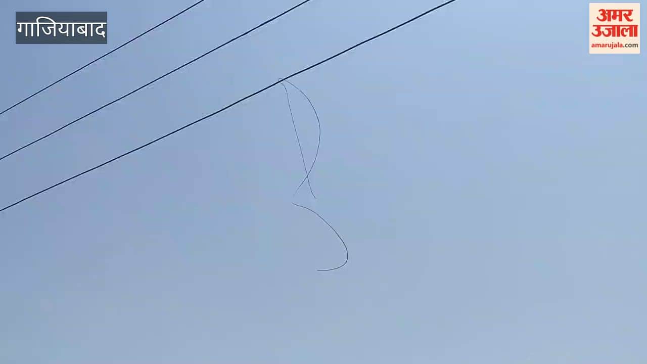 Farmer 3 Bighas of Ripe Crop Burnt to Ashes High-Tension Wire Snaps in Masuri video