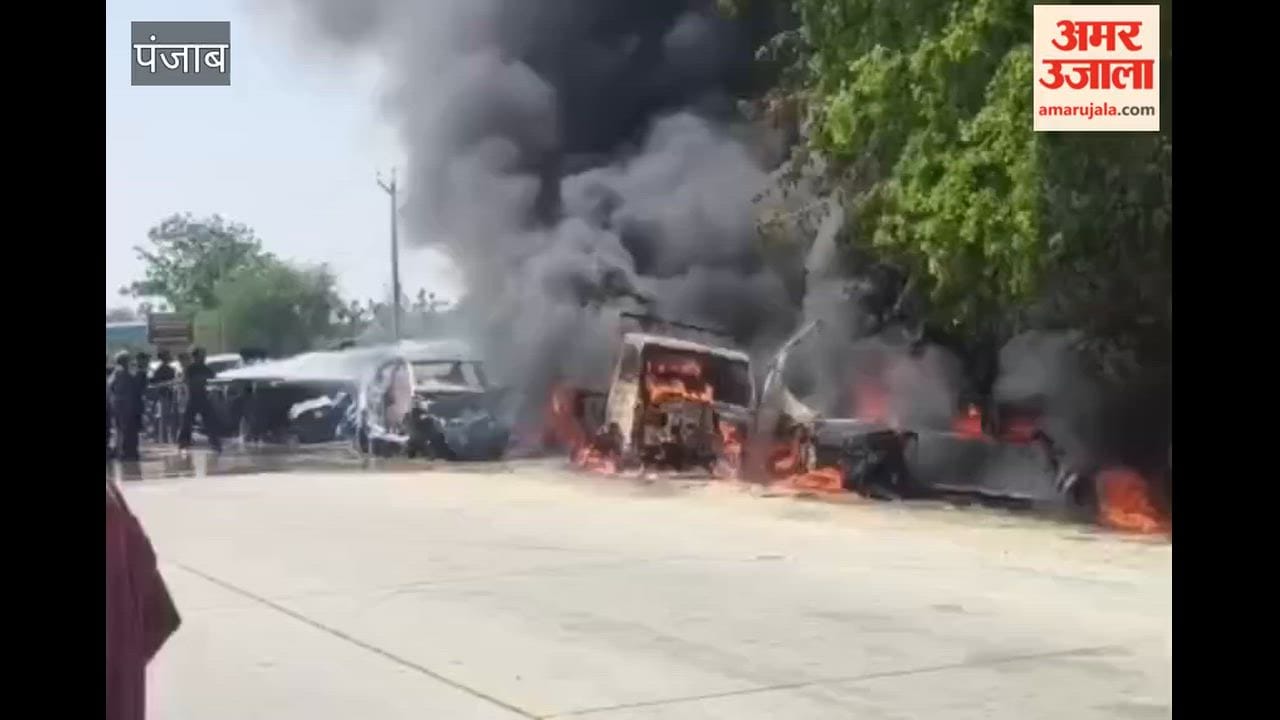Massive fire breaks out at a scrap shop in Moga.
