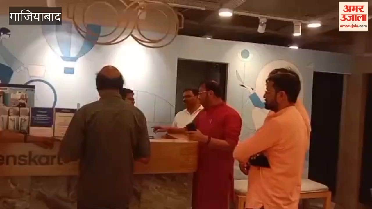 Lenskart Controversy Row Erupts Following Ban on Tilak and Kalava