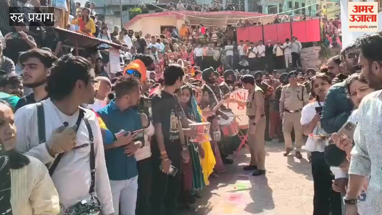 Baba Kedar's ceremonial palanquin departs from Omkareshwar Temple for his abode.