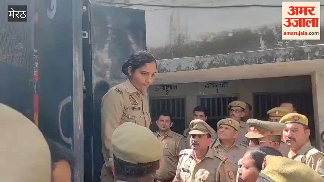 Meerut: Muskaan, accused of murdering husband Saurabh, appeared in court.