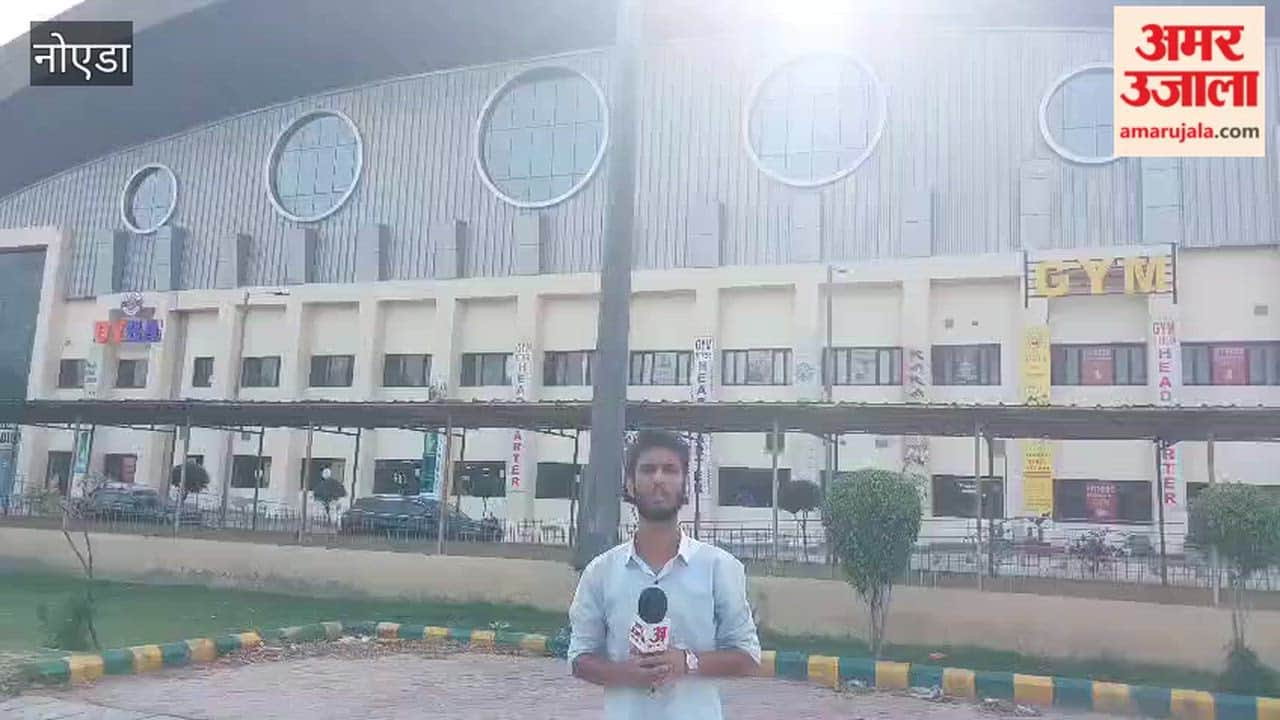 International Basketball Camp in Noida Coach from England Provides Training