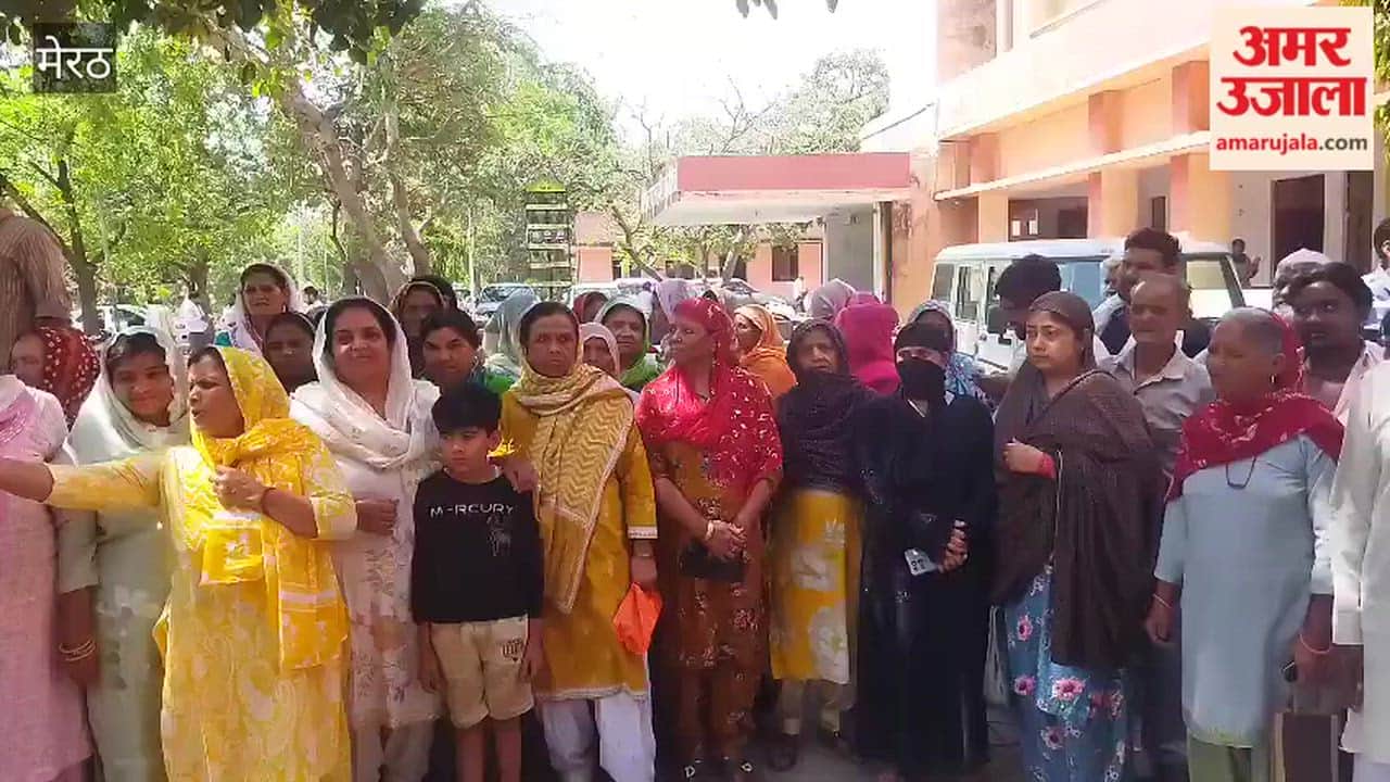 Baghpat: Women Protest Against Smart Meters, Submit Memorandum to SDM