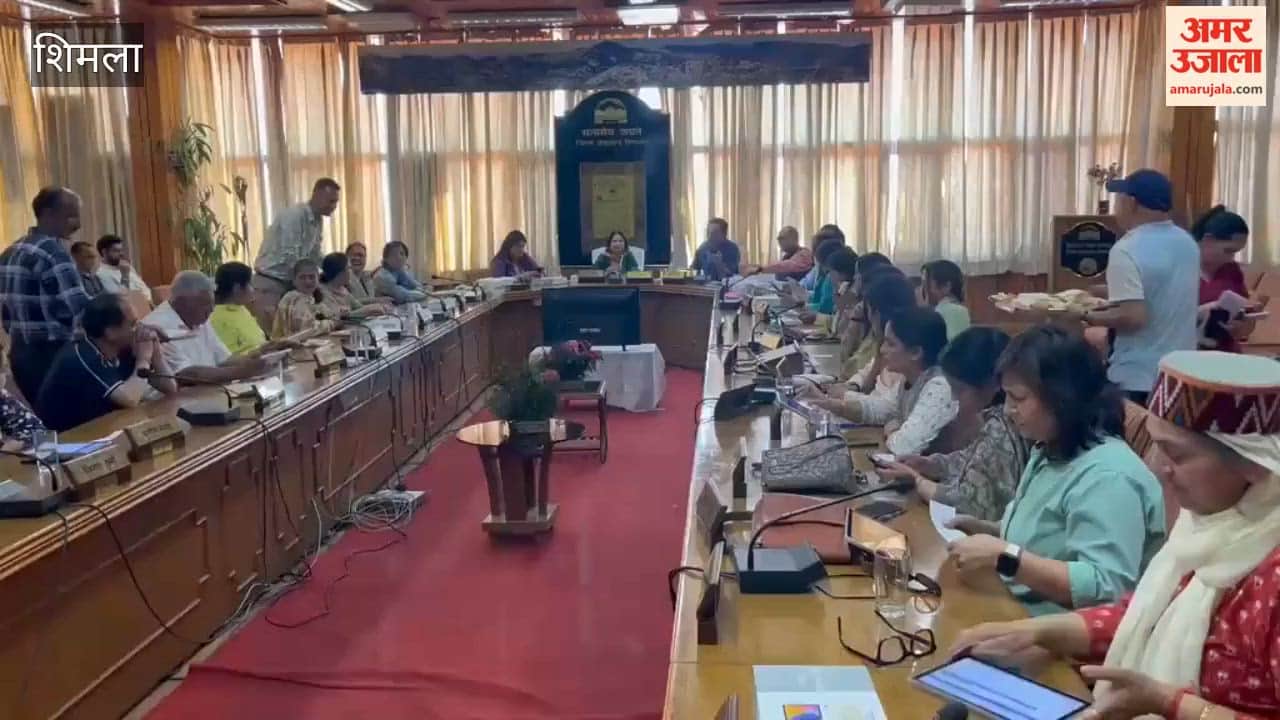 Shimla: Modeled after the Legislative Assembly, the Shimla Municipal Corporation goes paperless; tablets distributed to councilors